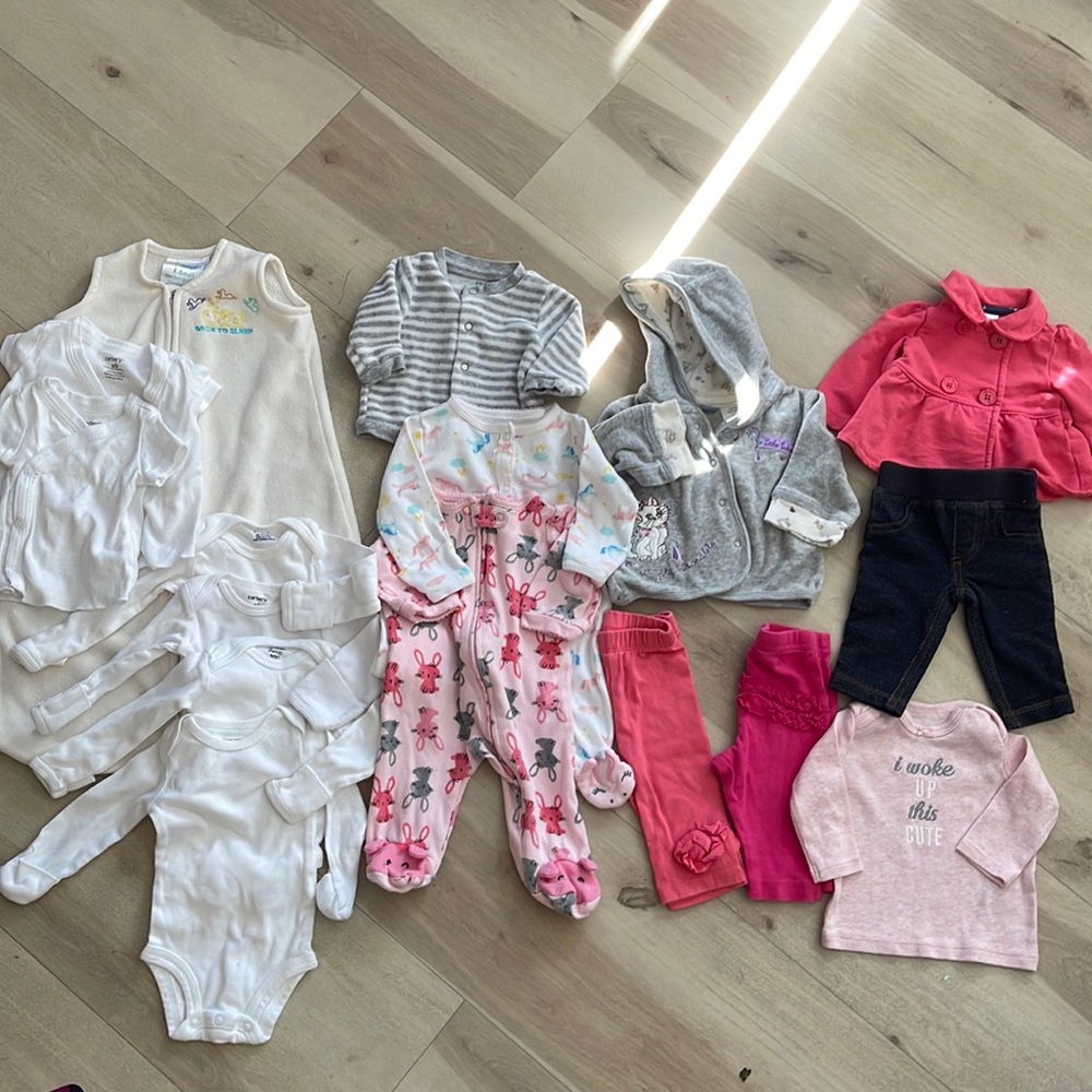 Baby girl 0-3 months Fall/ Winter Clothes Lot